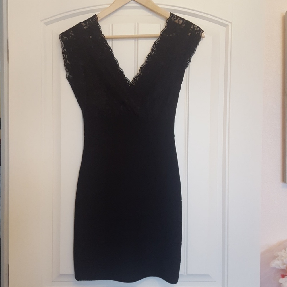 Beautiful black juniors dress